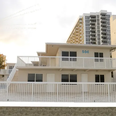 Le Cabanon Motel