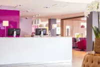 Holiday Inn Express ARNHEM by IHG - bar