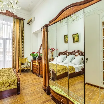 Moxen Boutique Hotel Hoteles cerca de Plaza de las Fuentes