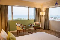 Hua Hin Grand Hotel and Plaza