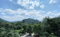 Sawasdee KhaoYai