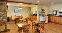 Country Inn & Suites by Radisson, Traverse City, MI - Morgenmad