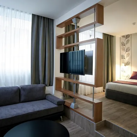 Amazon Hotel Hotels in Athens