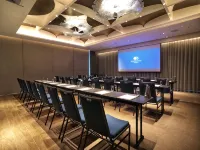 DoubleTree by Hilton Taipei Zhongshan - business