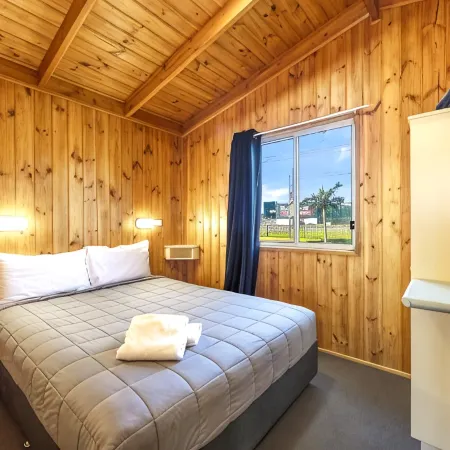 Heatherbrae Holiday Village