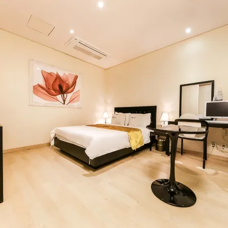 Asan Hotel Cube