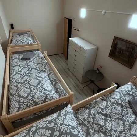 FiveHostel