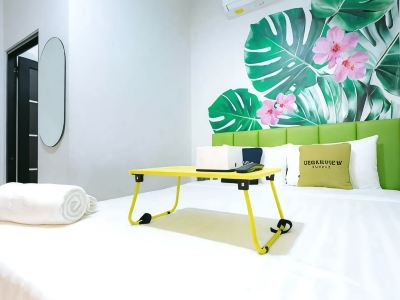 Urbanview Hotel R House Batam by RedDoorz