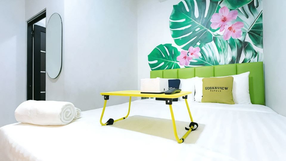 Urbanview Hotel R House Batam by RedDoorz