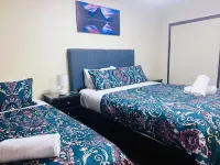 Merivale Court One Bedroom Apartment-Unit 8 - 2-Star