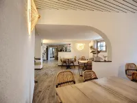 Hôtel le Chardon Bleu Hotels in Sainte-Maxime