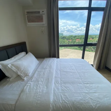 Gentry Manor - 2 mins walk to Okada, 1 bedroom condo - 6I