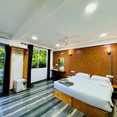 Ramzu Villa Hotels near Thoddu Beach