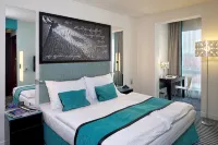 Red & Blue Design Hotel Prague - Yolcu Alma/Bırakma Hizmetleri