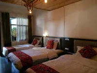 Shihong Inn