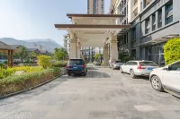 Miyi Anya Hotel - parking