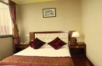 Fugou Yijia Express Hotel
