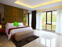 Kirei Mountain View Villa 7 Bedrooms with a Private Heated Swimming Pool - pemandangan pegunungan