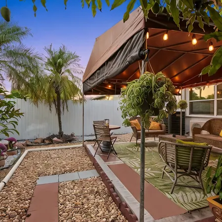 Fifa!  3 Miles to Miami Stadium. King Bed-Grill-Free Parking. Midpoint Location!