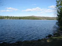 Newer Construction waterfront house with AC and WiFi in Barnstead
