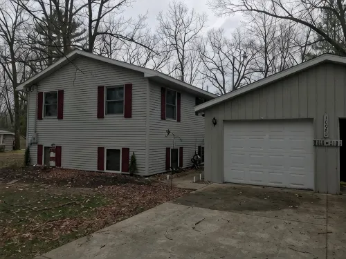 Large House on Quiet Canal of All-Sport Eight Point Lake