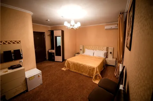 Kolizey Hotel - Разрешено размещения с домашними животными