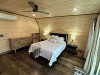 Cozy 2-bedroom secluded A-Frame cabin in charming Murray