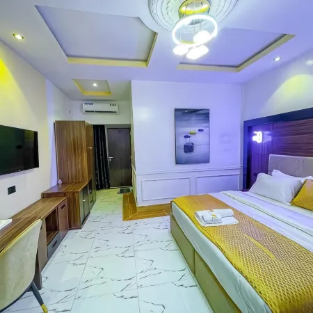 Julicis Hotels And Suites