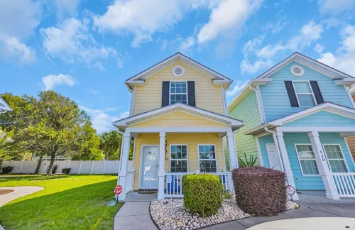 Makaria's Mermaid Beach Hideaway: Cute 2-bedroom cottage home in Myrtle Beach! - บังกะโล