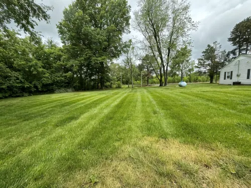 Charming 2-bedroom house on 1+ acres in West Paducah with Patio, Firepit & Wifi - 3つ星