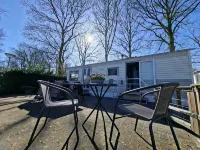 Cozy, mobile home Banjer at camping de Tien Heugten in Schoonloo Hotel di 