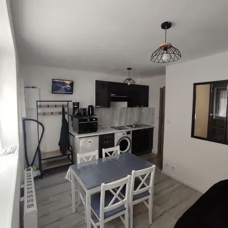 2/4-PERSON STUDIO IN THE CENTER OF LA BOURBOULE