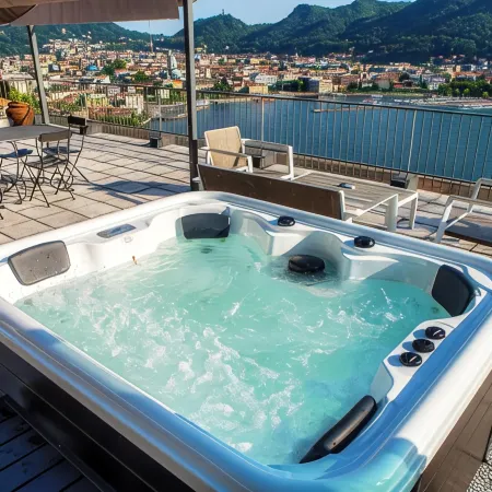 Heavenly Terrace - Hot Tub & the best view on Como Lake!