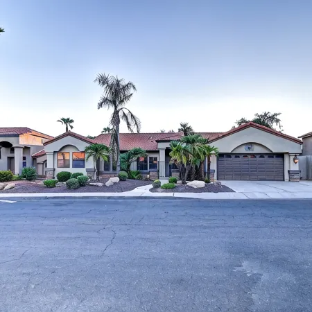 5 Bdrm Entertainers Dream Home.  Game Room, Htd Pool and Backyard Oasis!