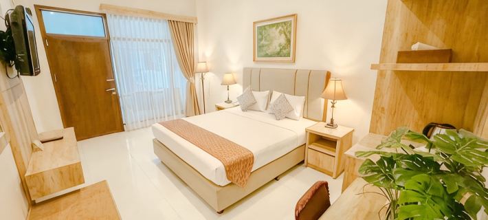 Hotel Padang Hotels in Padang