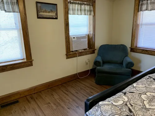 Private cottage on Susquehanna river Very private !!