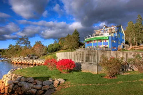 The Tuna Blue Inn and Restaurant