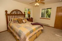 San Juan River-Horse-Vacation Home