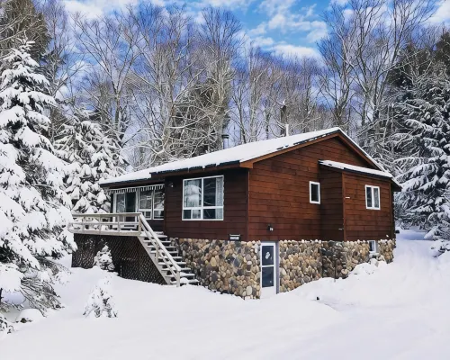Cozy, Quiet Old Forge Getaway, just Minutes from The Fulton Chain Lakes Hotels in Webb