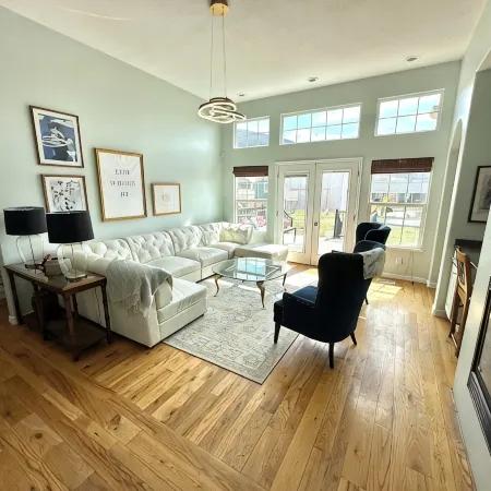 Tesla Charger-11 Beds-Large Home at the Mouth of Ephraim Canyon.
