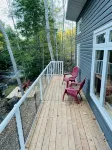 Riverfront Cottage that offer Incredible views, is pet friendly and private - Wifi