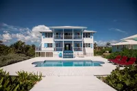Oceanfront Beauty 6 King Beds/6 Baths! Big Pool and Volleyball Court in Front yd - Beach