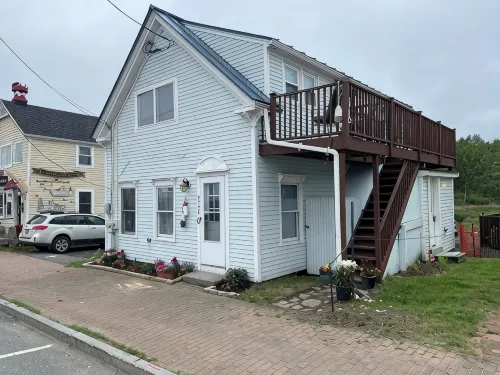 Cozy 1 bedroom cottage on Lincolnville Beach
