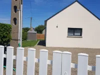 For a relaxing stay close to the sea, comfortable house Hotels in Penmarch