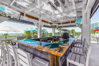 Amazing Beach Views in Spacious 4-bedroom condo in lovely Orange Beach