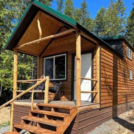 Bull Lake, Montana Mountaintop Retreat