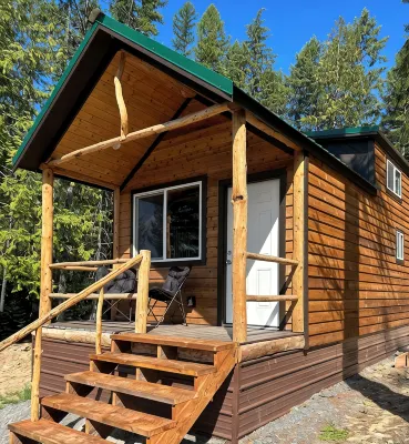 Bull Lake, Montana Mountaintop Retreat