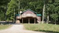 Cabin on Private Lake with over 800 acres of trails!! - 2-Star