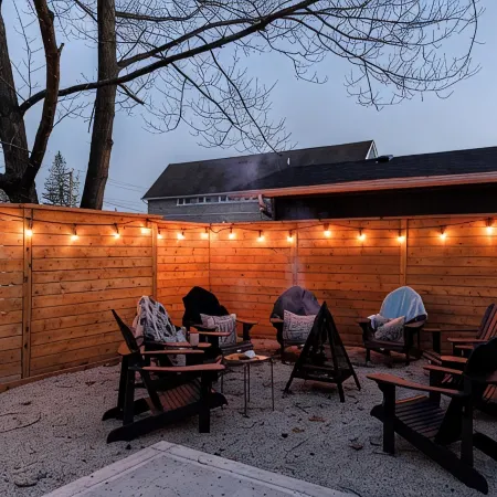 4 BR Beach Cottage: Hot Tub- Firepit-Table tennis