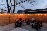 4 BR Beach Cottage: Hot Tub- Firepit-Table tennis - Country Houses